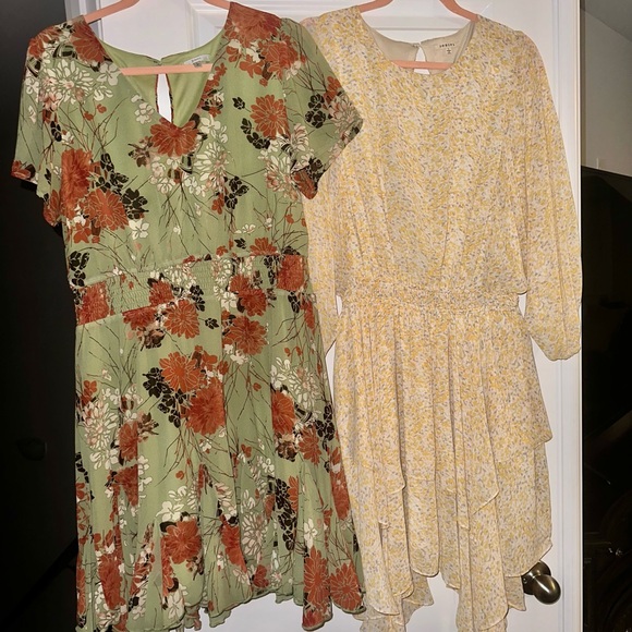 Lot of 2 size large Jodifl dresses. Like New. - Picture 1 of 4